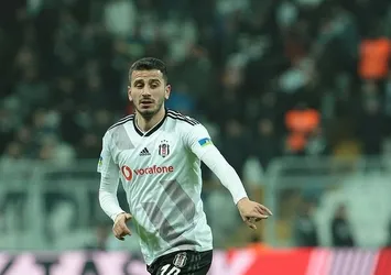Oğuzhan ara vermiyor