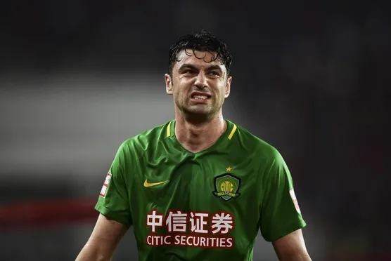 Burak Yılmaz adım adım geliyor!