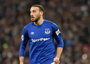 Cenk Tosun'dan geri dönüş sinyali