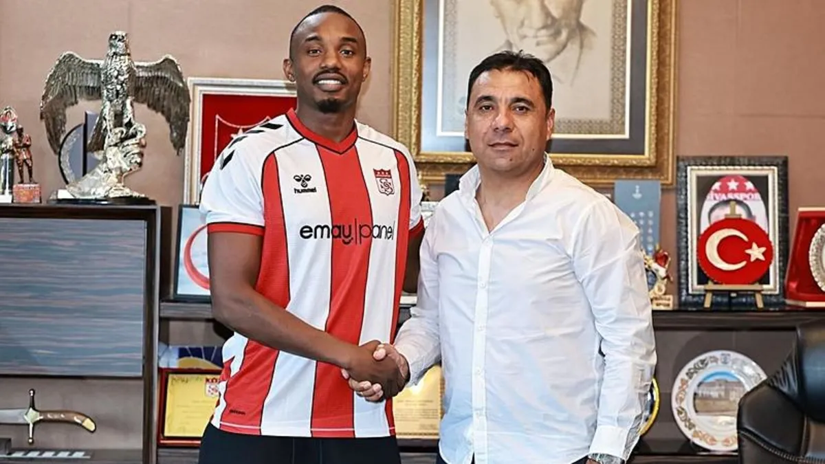 TRANSFER HABERLERİ: Sivasspor Fode Koita ile 'devam' dedi
