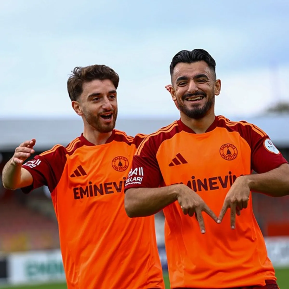 Ümraniyespor, Sivasspor'u 4-0 yenerek 3 puana ulaştı