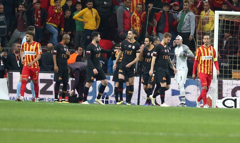 Muslera’dan büyük fedakarlık!