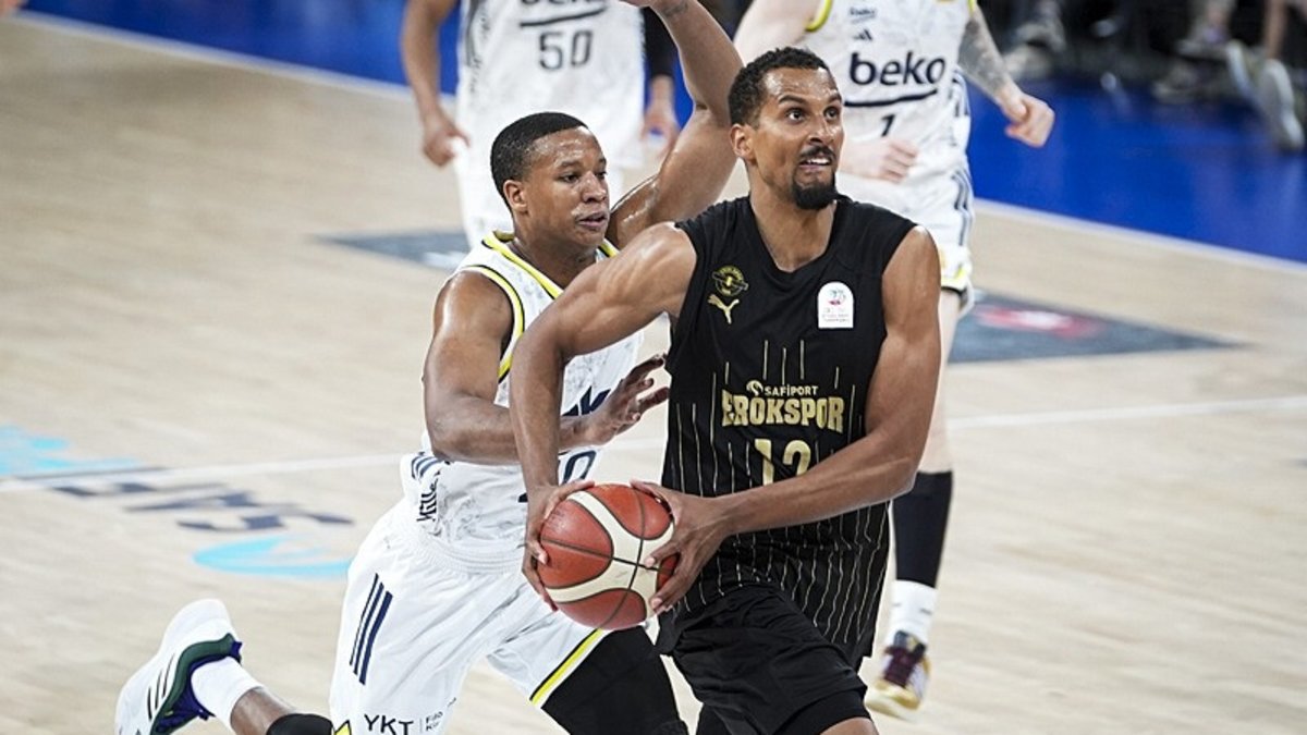 Fenerbahçe Beko deplasmanda Safiport Erokspor'u yendi ve yarı finale adını yazdırdı!