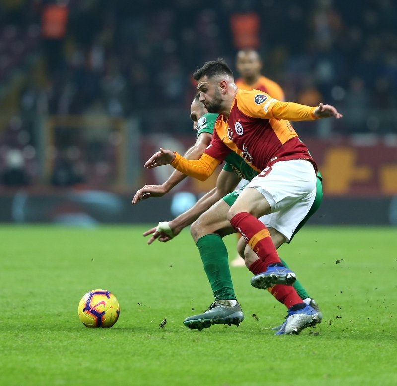 Ömer Bayram’dan harika performans!