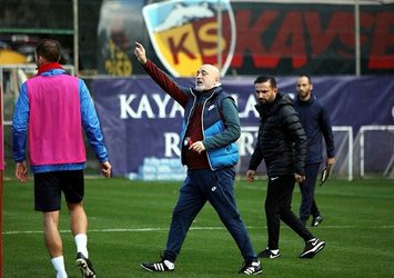 Kayserispor’un Antalya kampı başladı