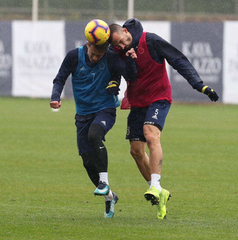 Fenerbahçe’de Ersun Yanal ateşi yaktı!