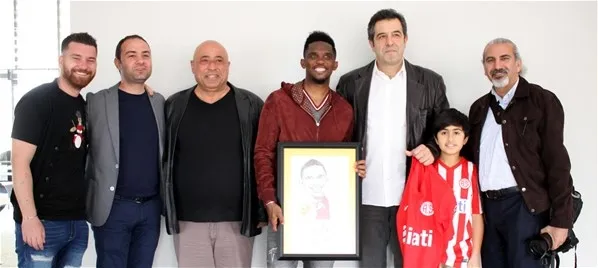 Samuel Eto'o'ya karikatür sürprizi - 2