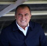 Galatasaray’da orta sahaya operasyon!