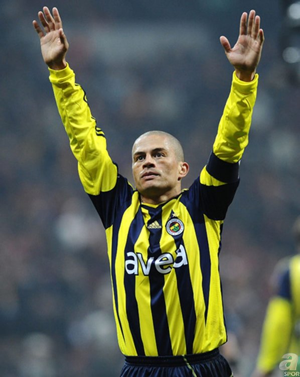 Sarı lacivertliler adına 2010-11 sezonundan sonra 20 golü geçen isim bulunmuyor. 2010-11 sezonunda Alex'in attığı 28 golün ardından hiçbir oyuncu 20 gol barajının üzerine çıkmayı başaramadı.