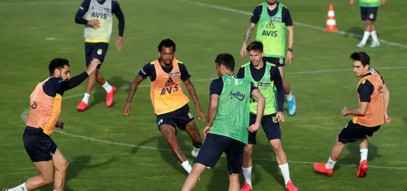 Fenerbahçe'den Miha Zajc’a ‘Kulüp bul’ mesajı