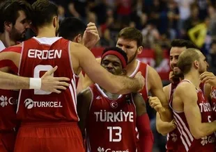 12 Dev Adam'ın kadrosu açıklandı