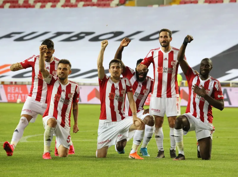 Süper Lig: Demir Grup Sivasspor 1-0 Yukatel Denizlispor | MAÇ SONUCU - 1