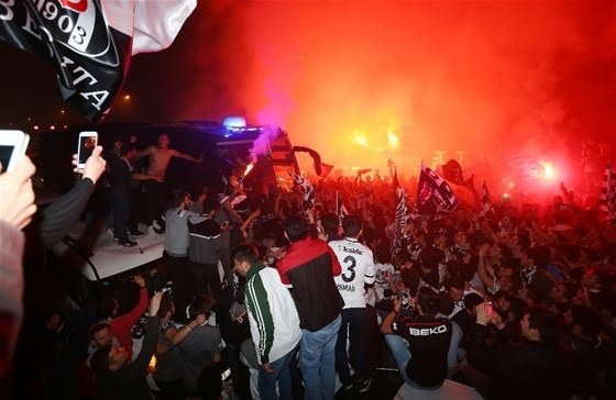 Beşiktaş’a coşkulu karşılama