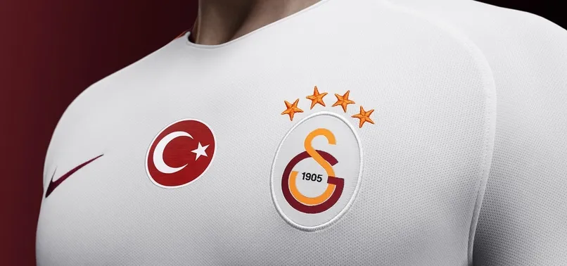 Tolga Ciğerci döndü Sinan Gümüş sakatlandı