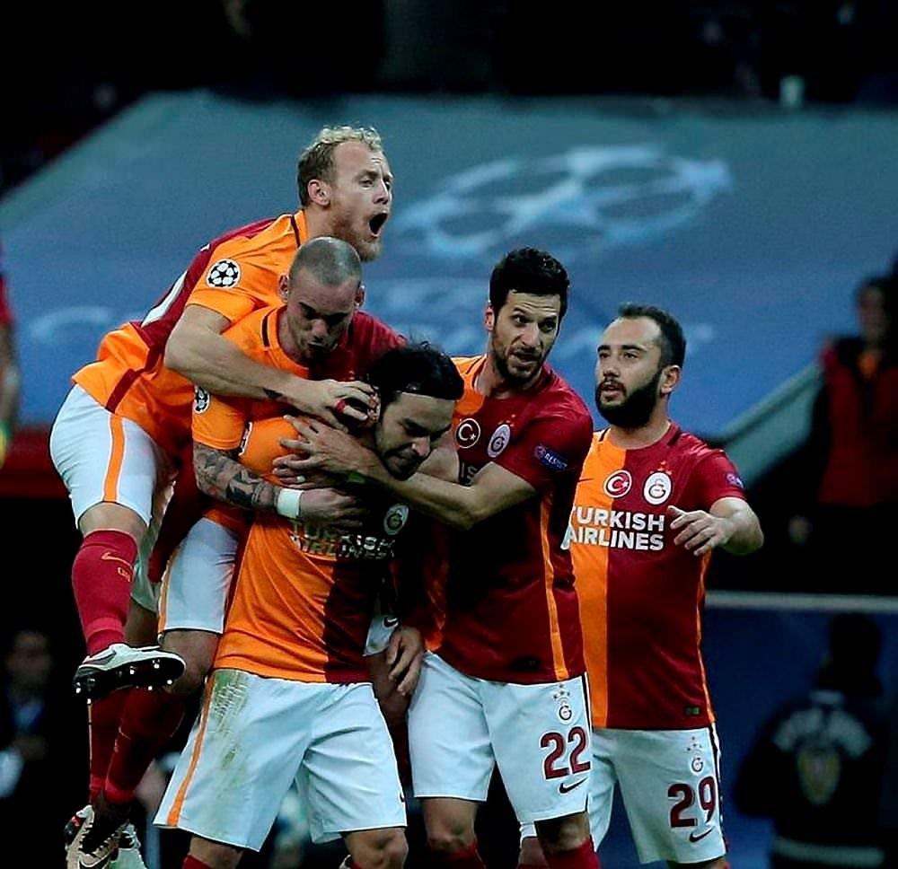 Galatasaray’da yaprak dökümü sürüyor