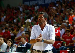 Ufuk Sarıca açıkladı! Shane Larkin...