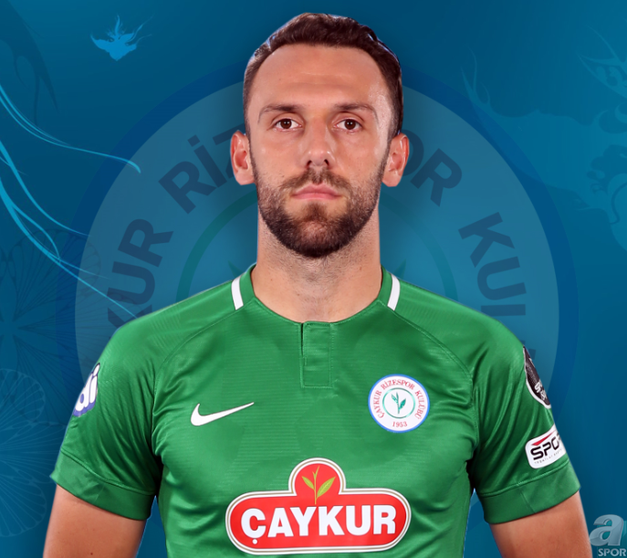 Fenerbahçe’ye transferde kötü haber! Vedat Muriç...