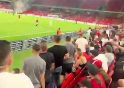 Arnavut taraftarlardan İsrail'e sert tepki!