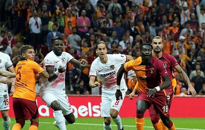 Galatasaray Gaizantep FK maçında Abdülkerim Bardakcı kırmızı kart gördü
