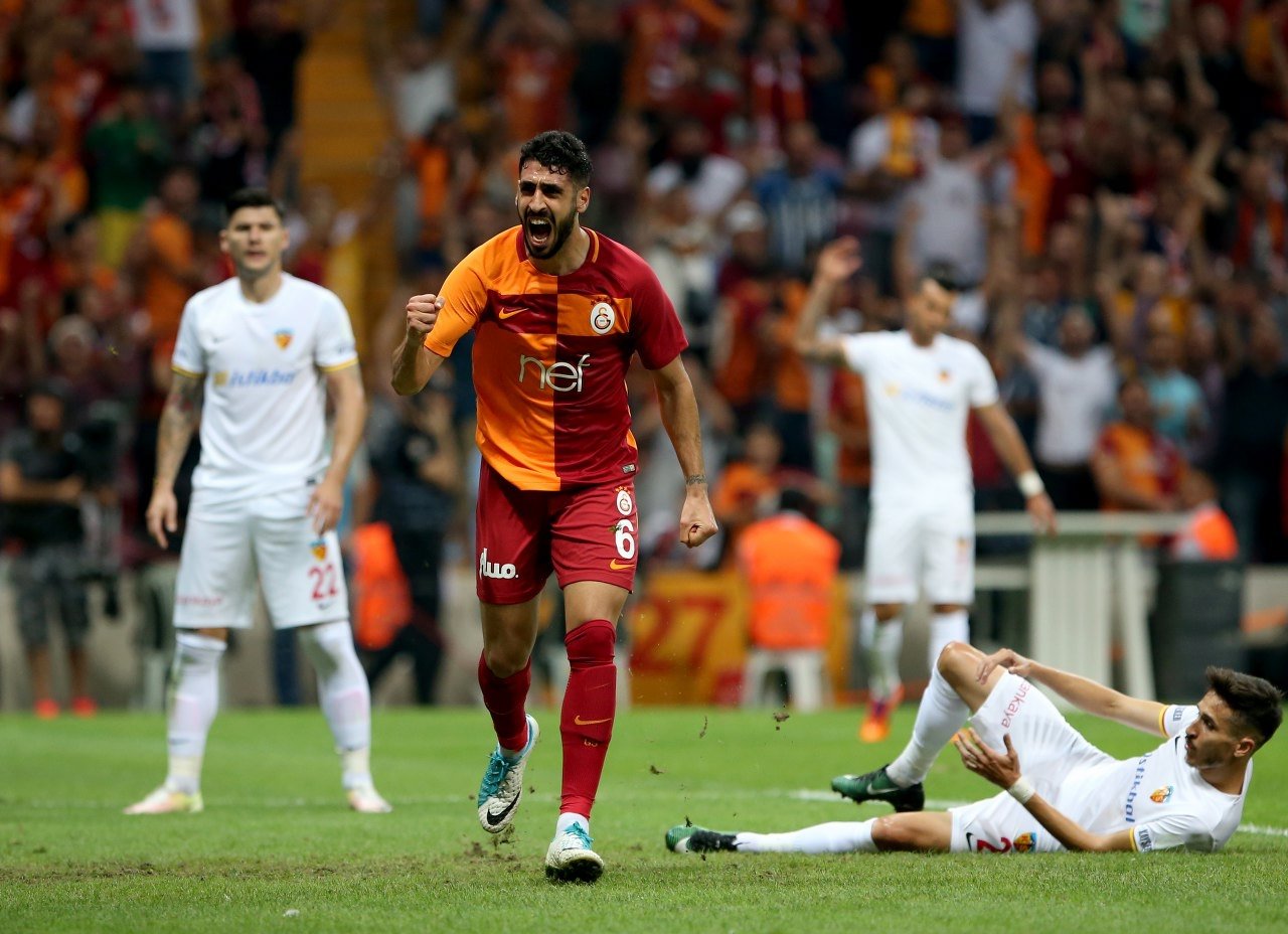 Tolga Ciğerci gol attı, sosyal medya yıkıldı!