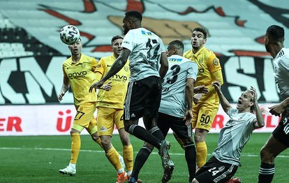 Beşiktaş Ankaragücü maçında penaltı krizi! Paintsil ve Emre Güral...