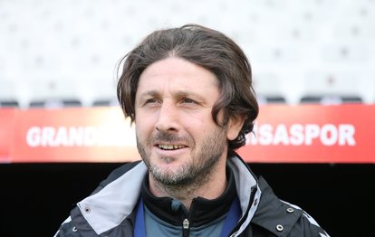 İstanbulspor Teknik Direktörü Fatih Tekke Fenerbahçe maçı sonrası açıklamalarda bulundu!
