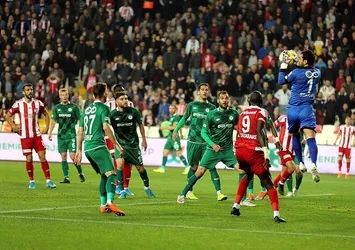 Sivasspor ikinci yarıda işi bitirdi