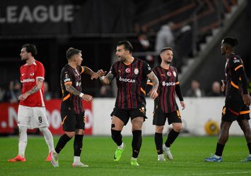 G.Saray Hollanda'da 1 puandı aldı!