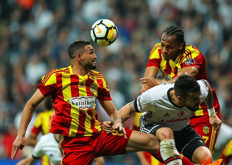 10 yıllık seriyi tarihe gömdü