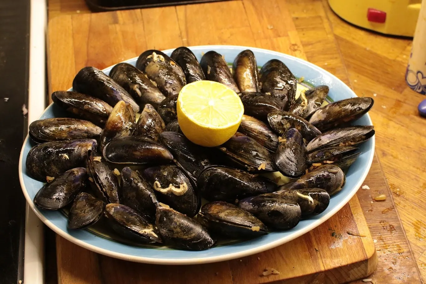 Midye Midye dolma nasıl yapılır? | Midye dolma tarifi, malzemeleri, yapılışı ...