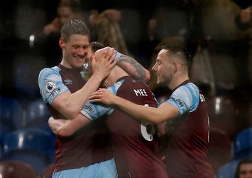 Tottenham Burnley deplasmanından çıkamadı!