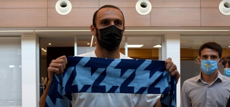 Fenerbahçe'den Vedat Muriqi'ye veda mesajı