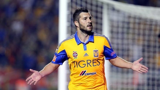 Beşiktaş golcüsü için karar veriyor