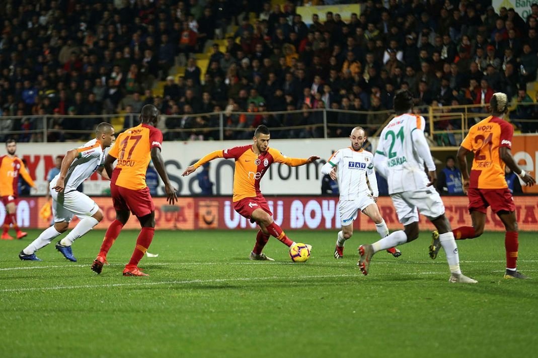 Galatasaray’da deprem! Muslera...