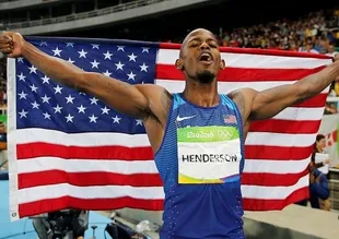 Jeff Henderson altını Amerika'ya getirdi!