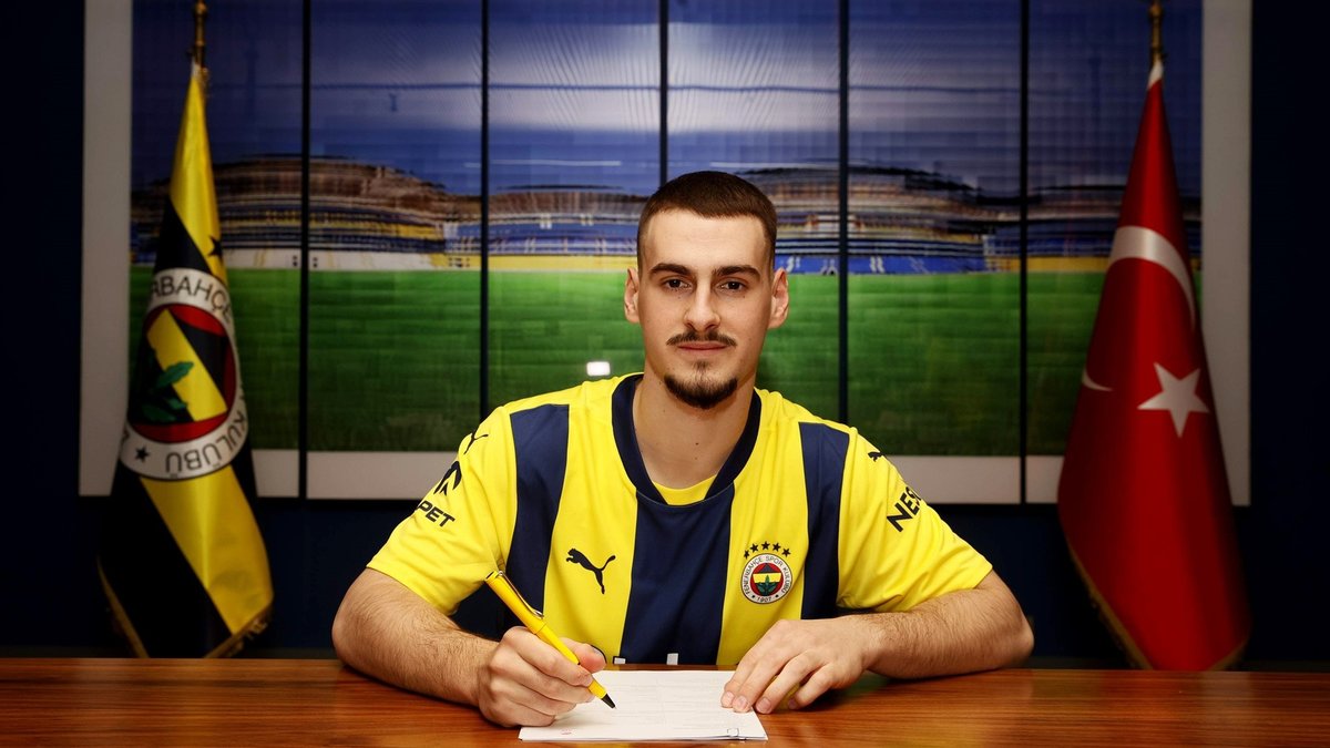 TRANSFER HABERLERİ | Fenerbahçe'de ayrılık kapıda! Eski takımı geri istiyor! TRANSFER HABERLERİ | Fenerbahçe'de ayrılık kapıda! Eski takımı geri istiyor!
