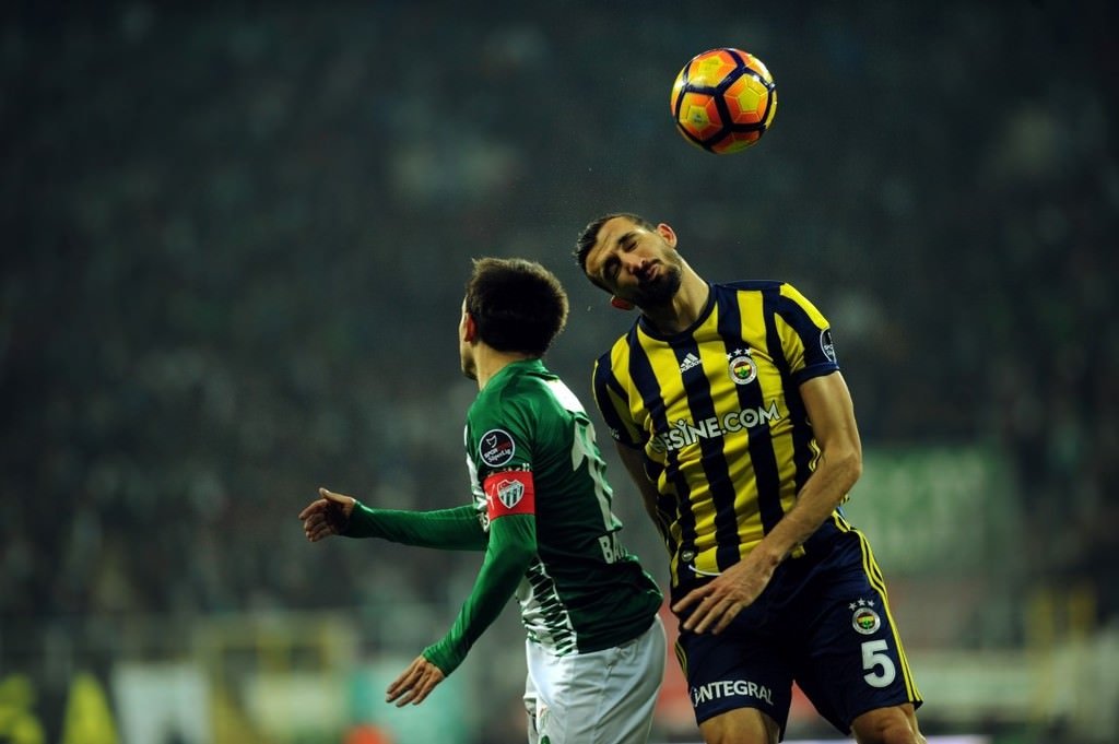 Bursaspor-Fenerbahçe karşılaşmasından kareler