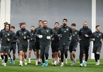 Robert Prosinecki kampa katıldı