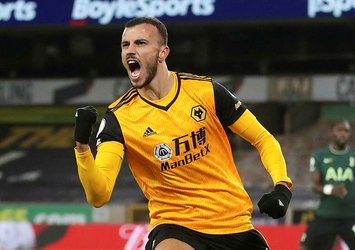 Romain Saiss'i dünyaca ünlü stopere benzettiler!