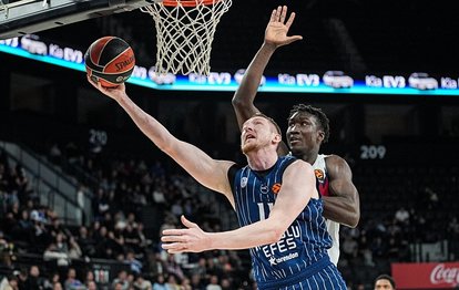 Anadolu Efes evinde Baskonia’ya mağlup!