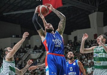 Efes'ten 99 sayılık galibiyet!