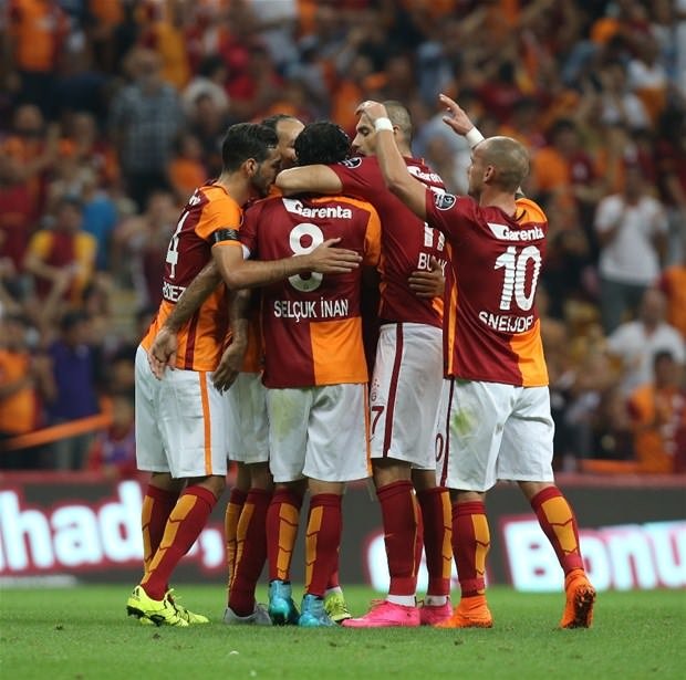 Rakip Osmanlı olunca sosyal medya yıkıldı