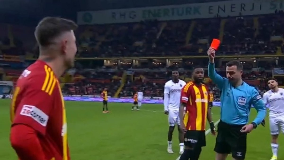 Zecorner Kayserispor - Trabzonspor maçında kırmızı kart kararı! İşte o pozisyon