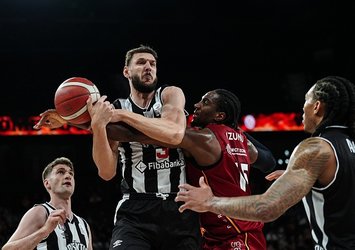Beşiktaş yarı finalde!