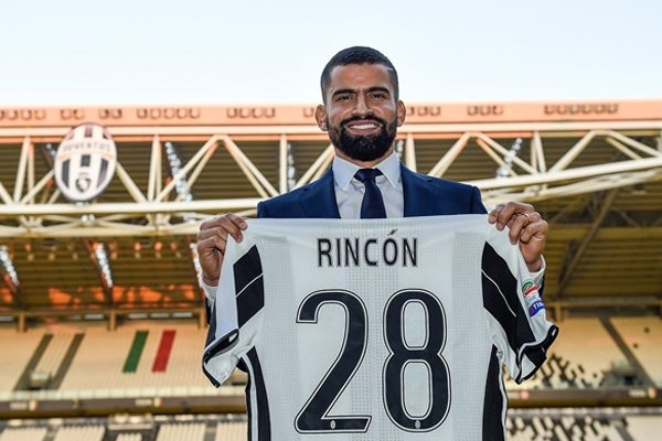 Juventus, Türk yıldızın peşinde