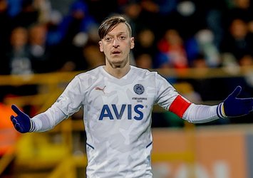 Mesut F.Bahçe'nin kimyasını mı bozuyor?