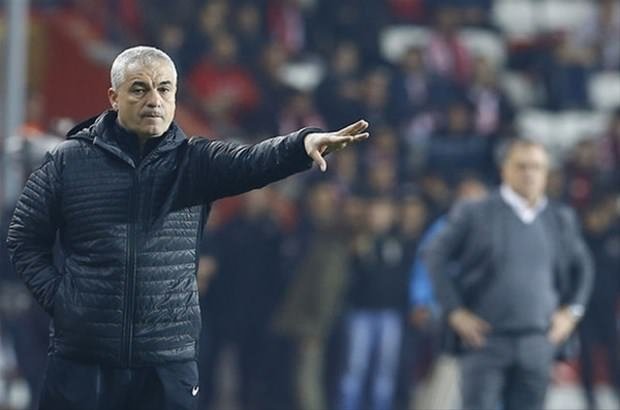 Futbolculuk yaptığı takımda teknik direktör oldular