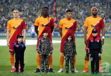 Galatasaray 3 puan peşinde! İşte Domenec Torrent’in Başakşehir maçı muhtemel 11’i