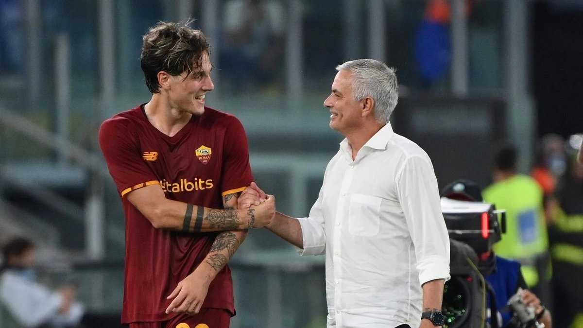 Zaniolo'dan Okan Buruk'u kızdıracak sözler: Jose Mourinho... Zaniolo'dan Okan Buruk'u kızdıracak sözler: Jose Mourinho...